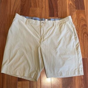 Adidas Men’s Khaki Golf Shorts (Size 38)